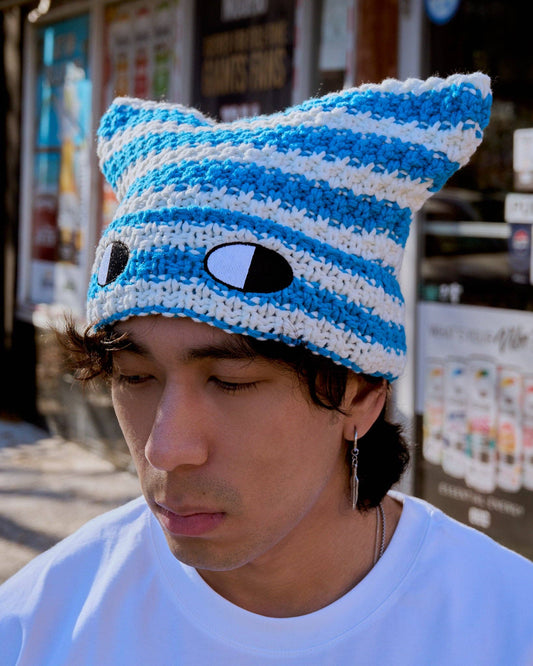 👀 Blue Eyes Beanie