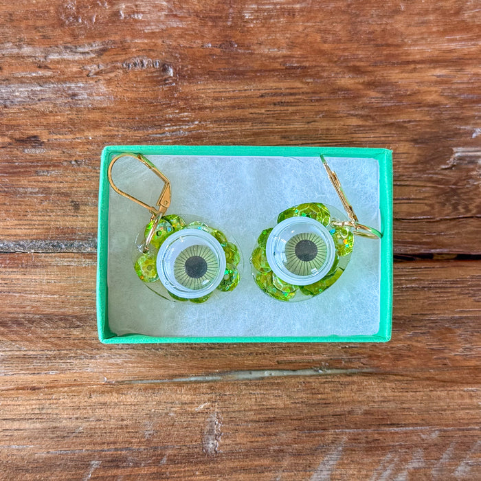 Green Eyes Lever-Backs